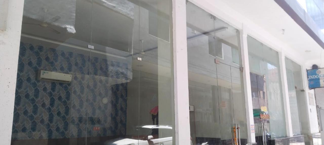פארידבד Basoya Farm 2Bhk Villla With Pool - 10 Min Away From Chattarpur מראה חיצוני תמונה